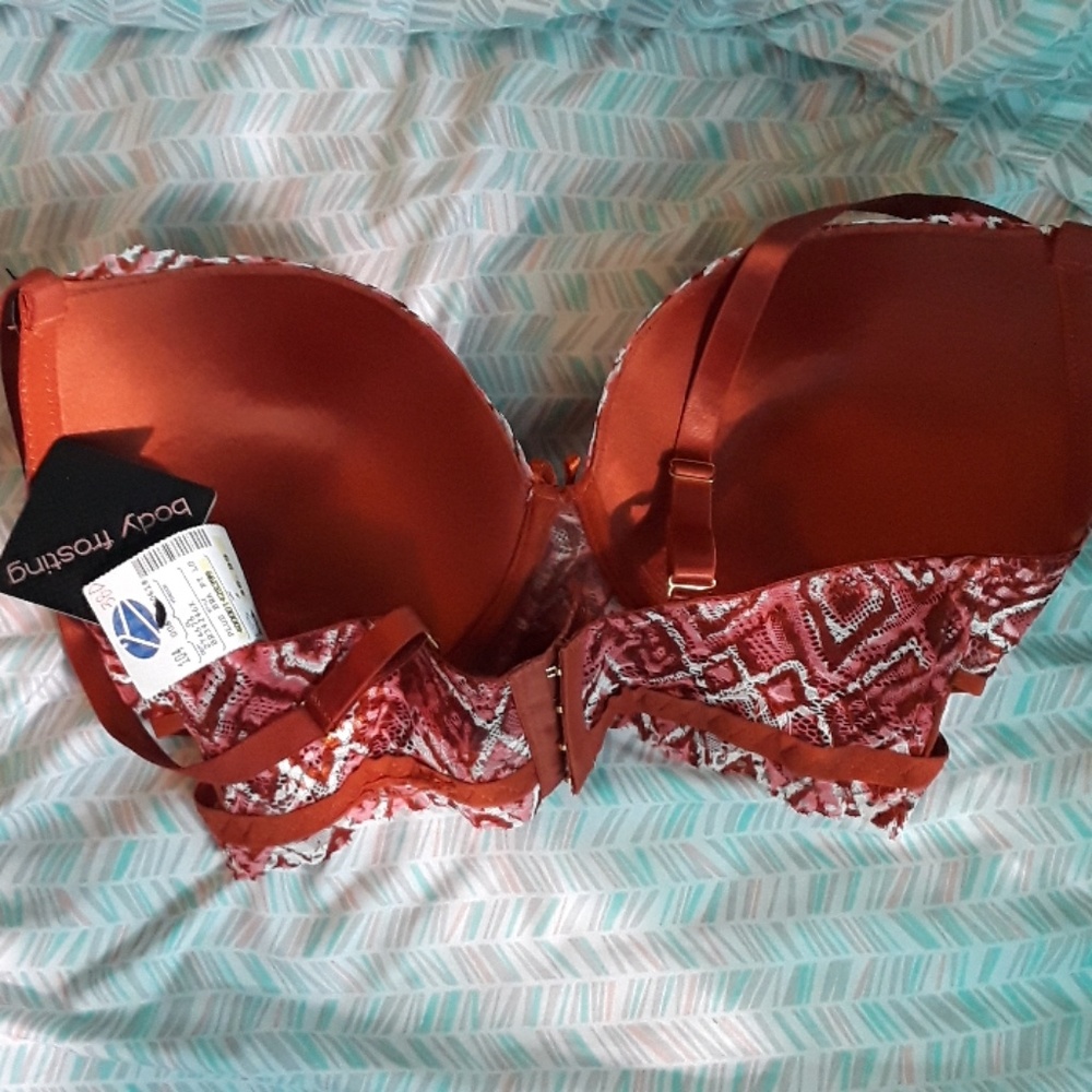 Bra - Picture 2 of 3